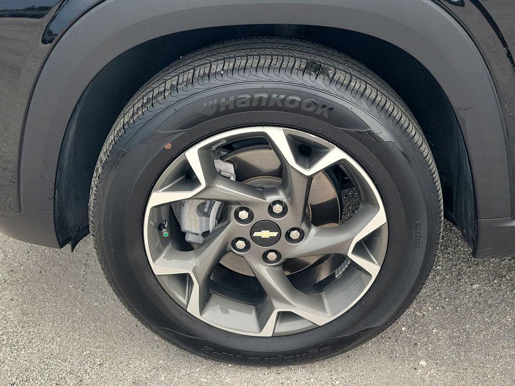 used 2024 Chevrolet Trax car, priced at $19,693