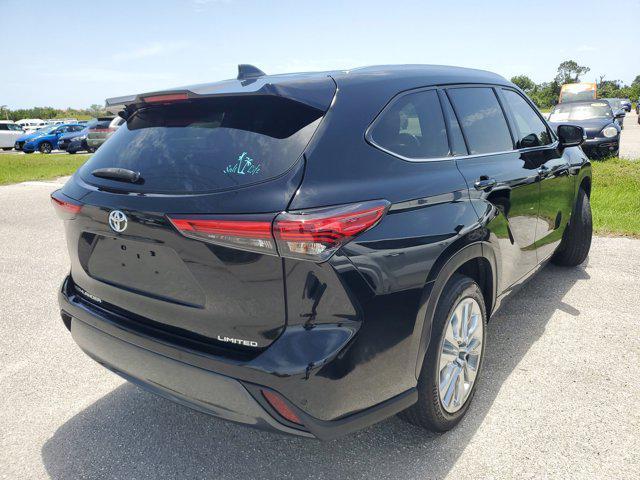 used 2021 Toyota Highlander car, priced at $34,984