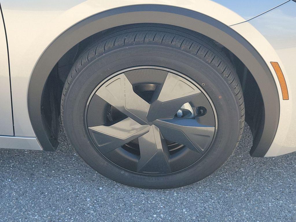 new 2026 Toyota Prius Plug-In Hybrid car, priced at $36,336