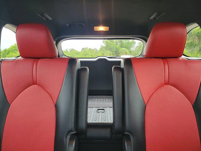 used 2022 Toyota Highlander car, priced at $37,929