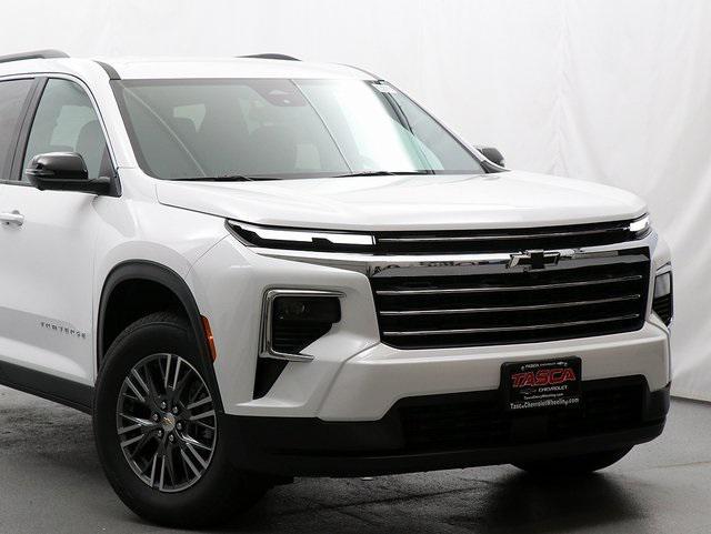 new 2025 Chevrolet Traverse car, priced at $41,660