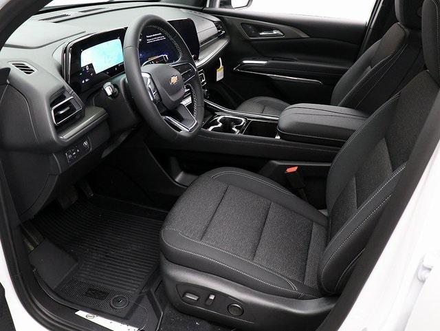 new 2025 Chevrolet Traverse car, priced at $41,660