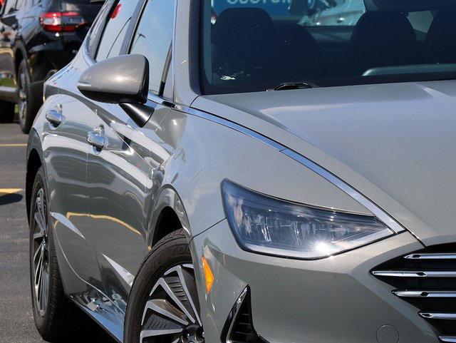 used 2023 Hyundai Sonata Hybrid car, priced at $23,963