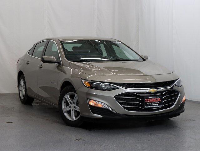 new 2025 Chevrolet Malibu car, priced at $27,345