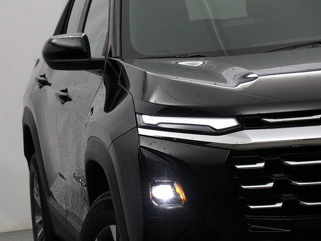 new 2026 Chevrolet Equinox car, priced at $31,748