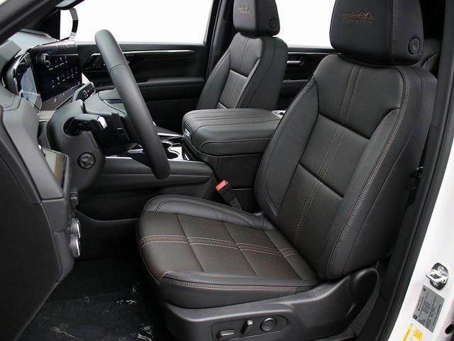 new 2025 Chevrolet Suburban car, priced at $87,702