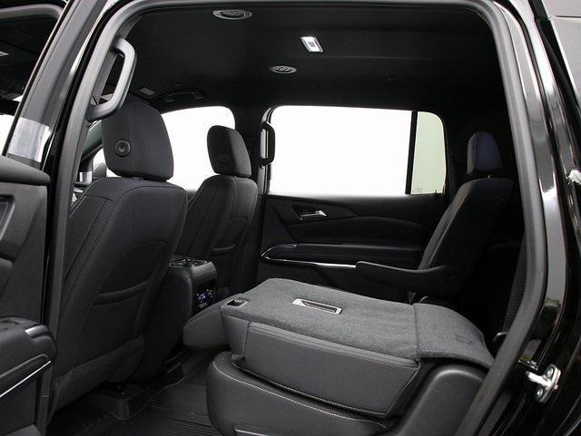 new 2026 Chevrolet Traverse car, priced at $41,684