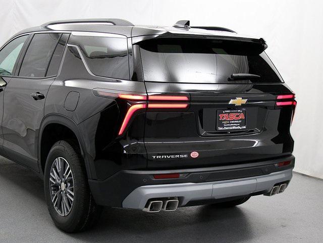 new 2026 Chevrolet Traverse car, priced at $41,684