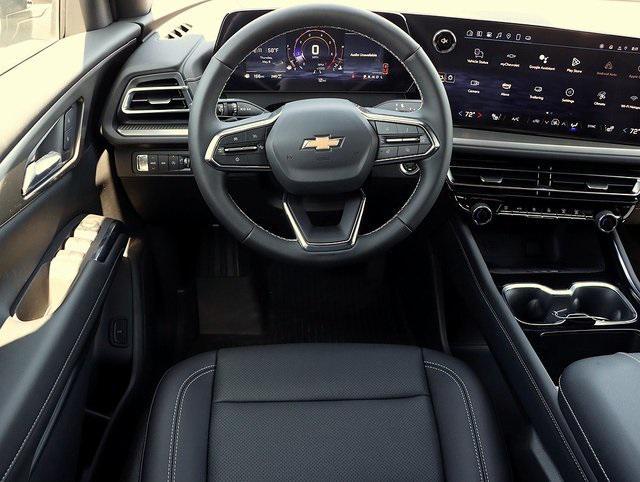 new 2025 Chevrolet Traverse car, priced at $48,195