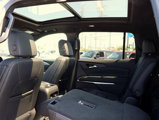 new 2025 Chevrolet Traverse car, priced at $48,195