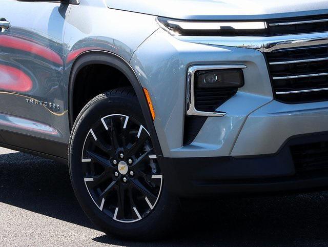 new 2025 Chevrolet Traverse car, priced at $48,195