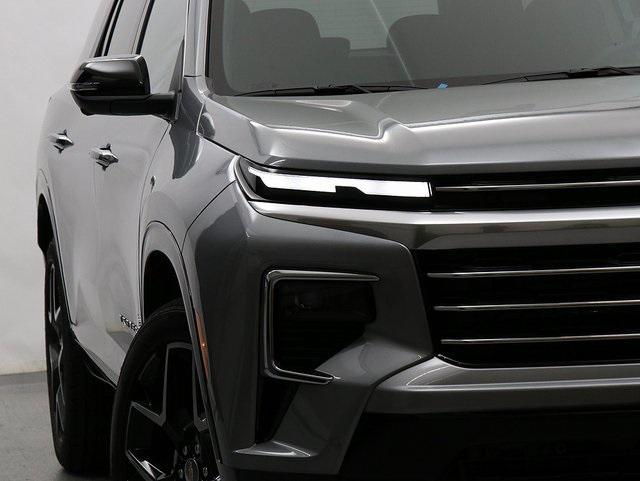 new 2026 Chevrolet Traverse car, priced at $55,700