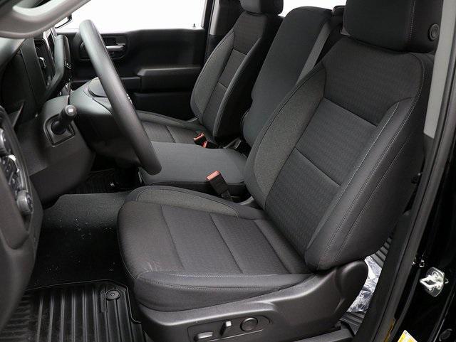new 2025 Chevrolet Silverado 1500 car, priced at $50,105