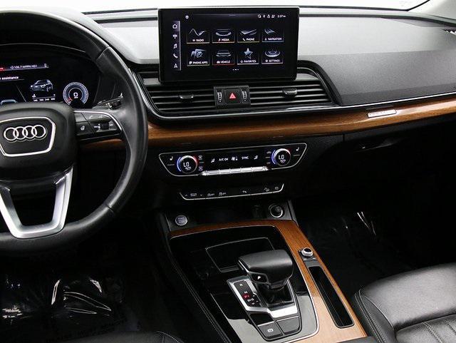 used 2021 Audi Q5 car, priced at $24,300