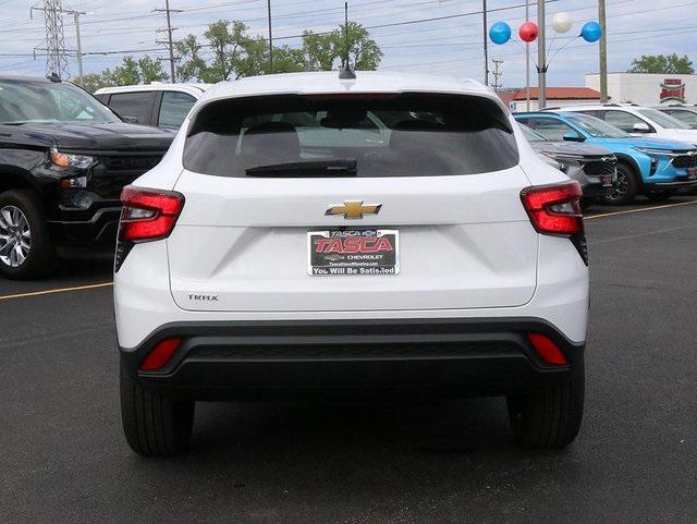 new 2025 Chevrolet Trax car, priced at $21,155