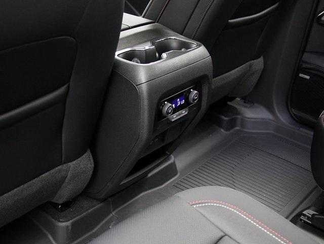 new 2025 Chevrolet Traverse car, priced at $52,640
