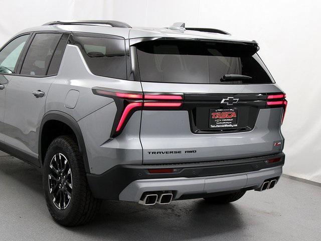 new 2025 Chevrolet Traverse car, priced at $52,640