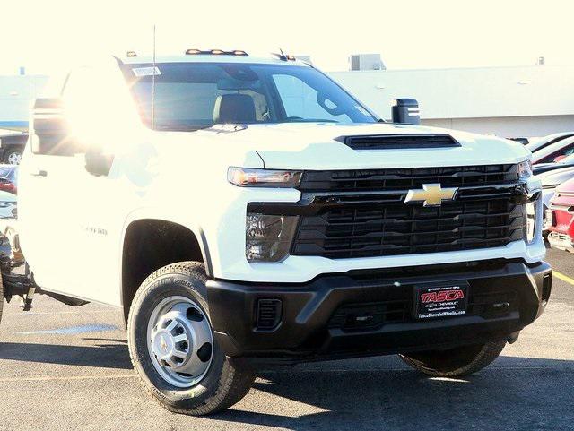 new 2025 Chevrolet Silverado 3500 car, priced at $50,198