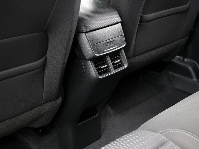 new 2025 Chevrolet Equinox car, priced at $30,182