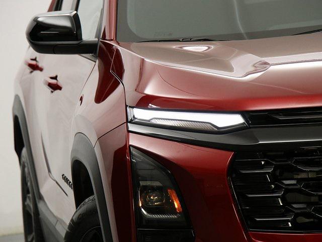 new 2025 Chevrolet Equinox car, priced at $30,182