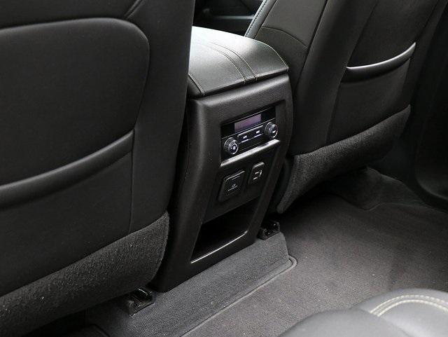 used 2022 Chevrolet Traverse car, priced at $33,183