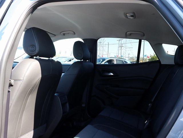 new 2025 Chevrolet Trax car, priced at $24,011
