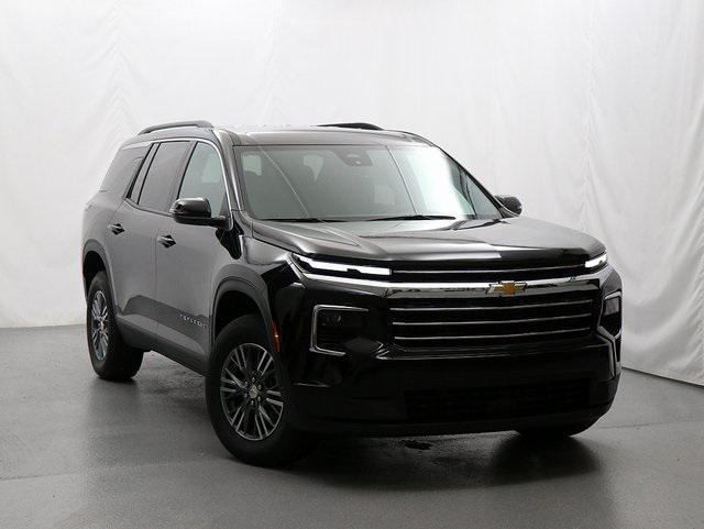 new 2025 Chevrolet Traverse car, priced at $43,410