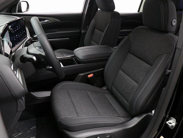 new 2025 Chevrolet Traverse car, priced at $43,410