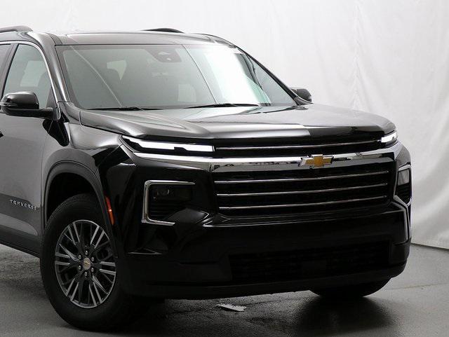 new 2025 Chevrolet Traverse car, priced at $43,410