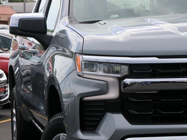 new 2025 Chevrolet Silverado 1500 car, priced at $46,615
