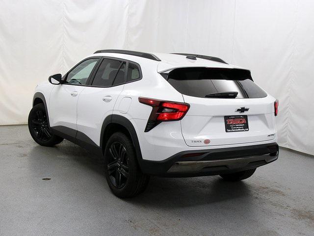new 2025 Chevrolet Trax car, priced at $25,201