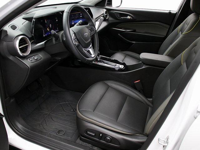 new 2025 Chevrolet Trax car, priced at $25,201