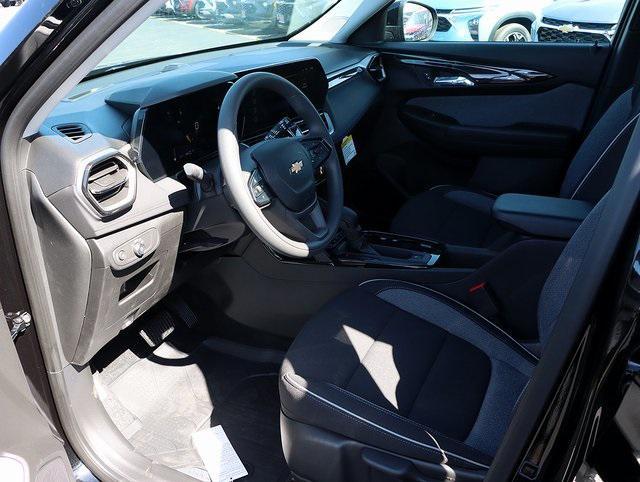 new 2025 Chevrolet TrailBlazer car, priced at $26,907