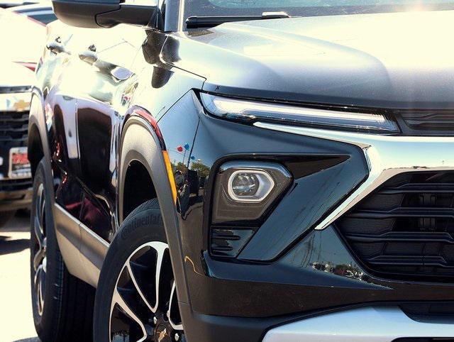 new 2025 Chevrolet TrailBlazer car, priced at $26,907