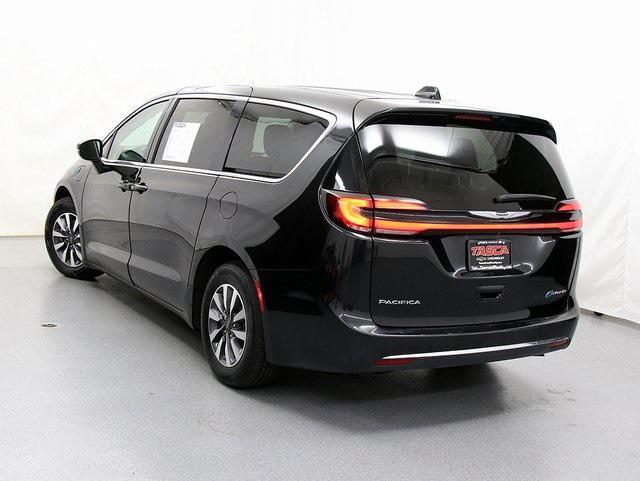 used 2022 Chrysler Pacifica Hybrid car, priced at $20,800