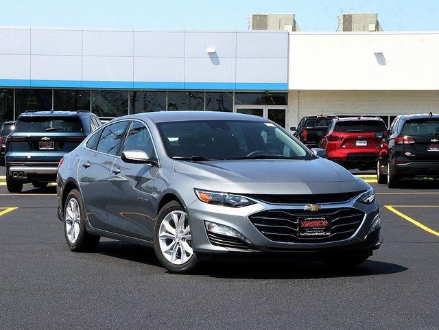 new 2025 Chevrolet Malibu car, priced at $28,139