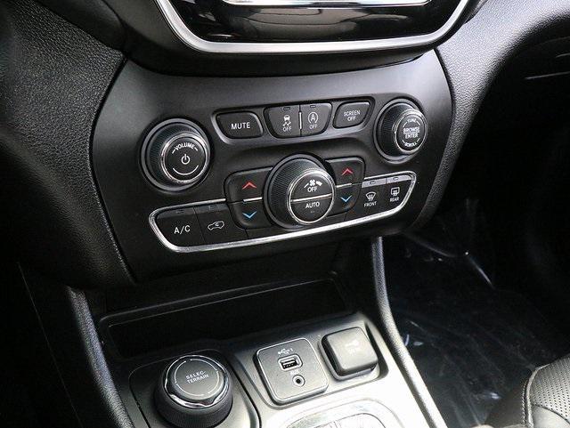 used 2021 Jeep Cherokee car, priced at $24,983