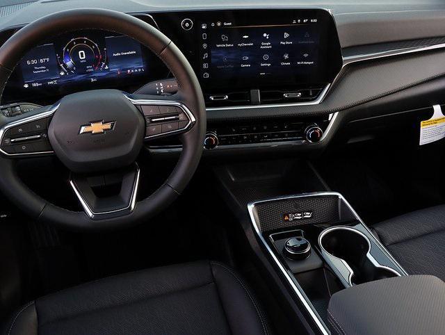 new 2026 Chevrolet Equinox car, priced at $32,536