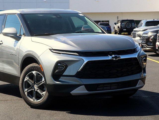 new 2025 Chevrolet Blazer car, priced at $35,450