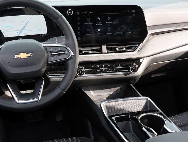 new 2025 Chevrolet Equinox car, priced at $27,500