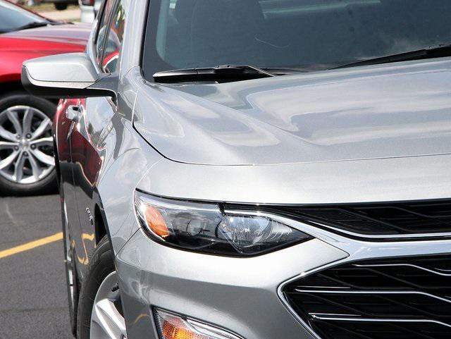 new 2025 Chevrolet Malibu car, priced at $25,978