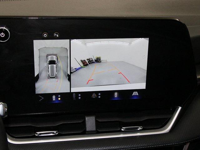 used 2025 Chevrolet Equinox car, priced at $28,300