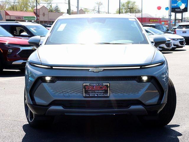 new 2025 Chevrolet Equinox EV car, priced at $44,090