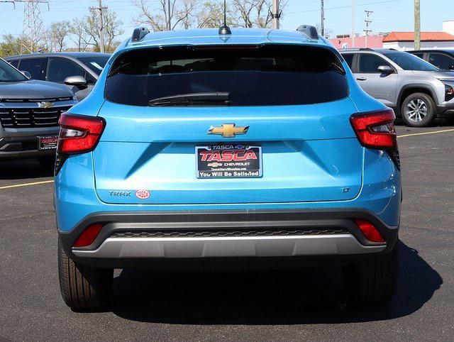 new 2025 Chevrolet Trax car, priced at $23,678