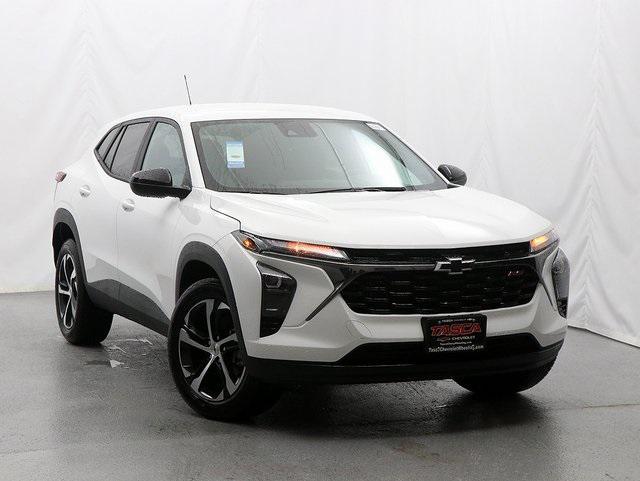 new 2025 Chevrolet Trax car, priced at $23,190