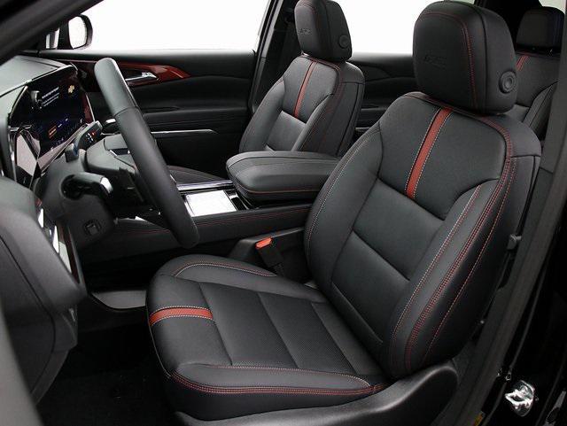 new 2026 Chevrolet Traverse car, priced at $57,138