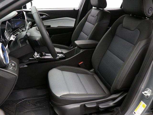 new 2025 Chevrolet Trax car, priced at $24,535