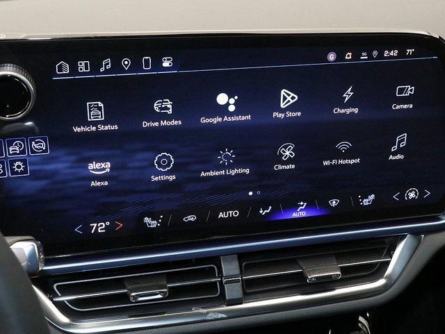 new 2025 Chevrolet Equinox EV car, priced at $41,590