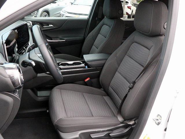 new 2025 Chevrolet Equinox car, priced at $31,746