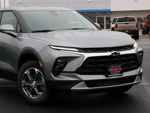 new 2025 Chevrolet Blazer car, priced at $35,795